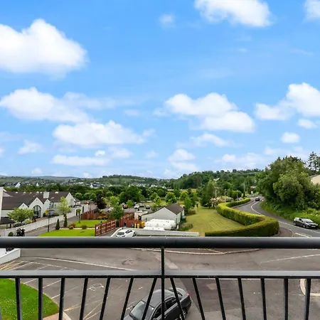 2 Bedroom Spacious Luxury Penthouse, *