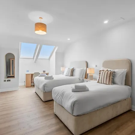 2 Bedroom Spacious Luxury Penthouse, Donegal Town